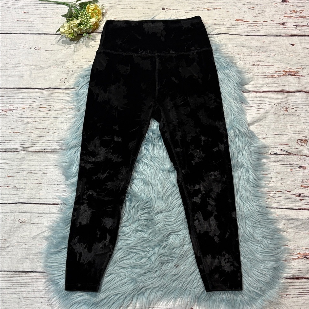 Beyond Yoga Black Crushed Velvet Patterned High Rise Leggings